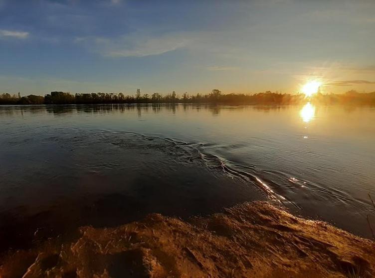 Bardas Del Limay Dormi-Con Hidromasaje - Totalmente Equipado Plottier Exterior foto